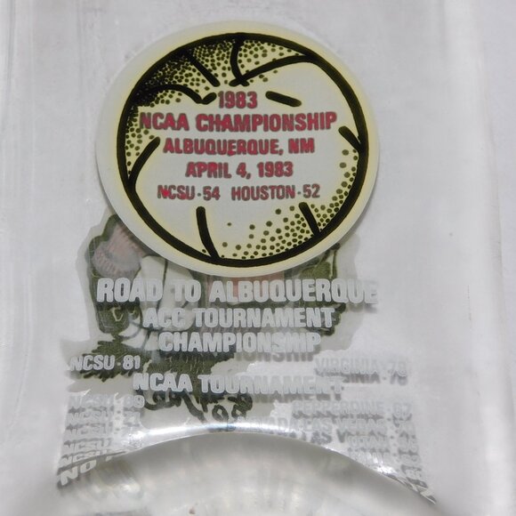 VTG 1983 NCAA Champions NCSU Wolfpack The Cardiac Pack Coke Bottle Spoon Rest - Picture 6 of 7